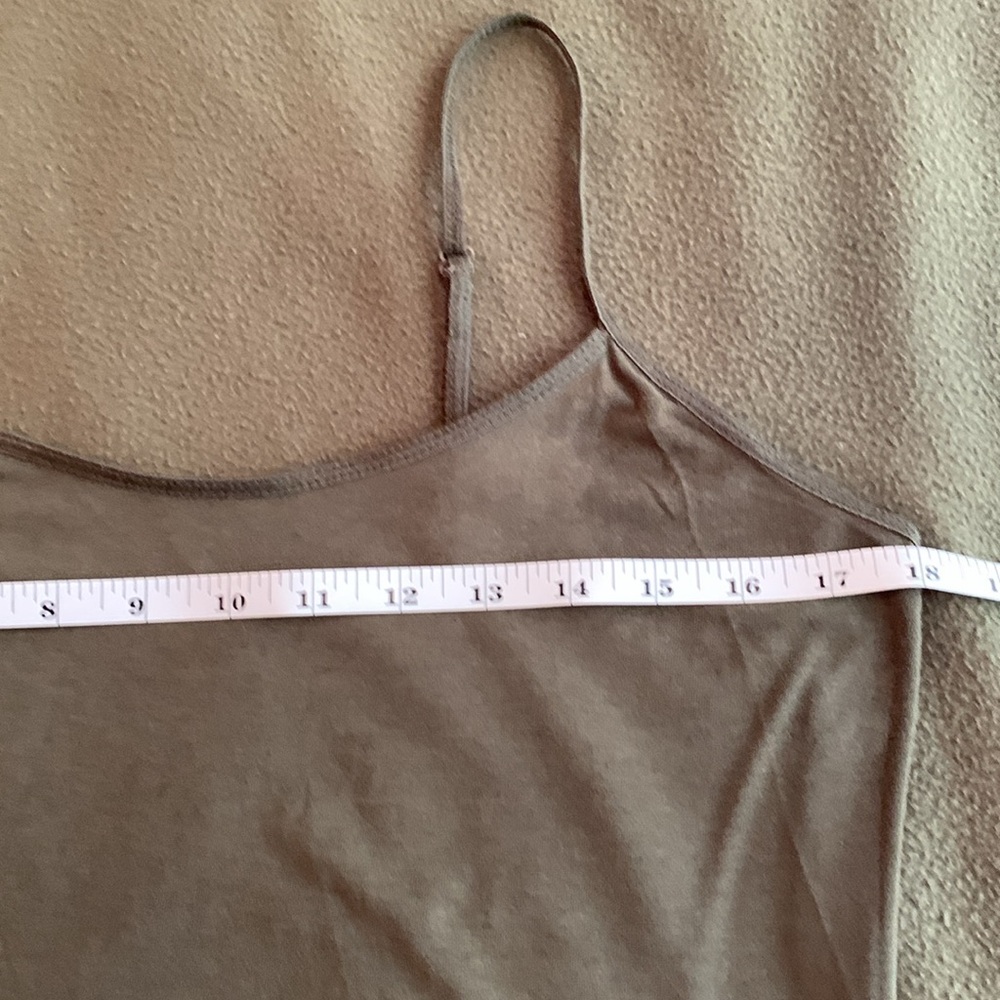a.n.a army green tank top. Adjustable straps. Size Large - Picture 7 of 9
